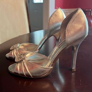 Women’s size 6 Steve Madden silver heels with diamond accents